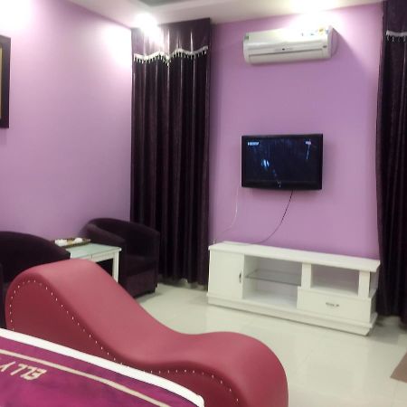 Elly Hotel Hanoi Eksteriør bilde